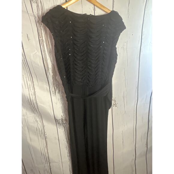 Women's Jumpsuit - Picture 6 of 6